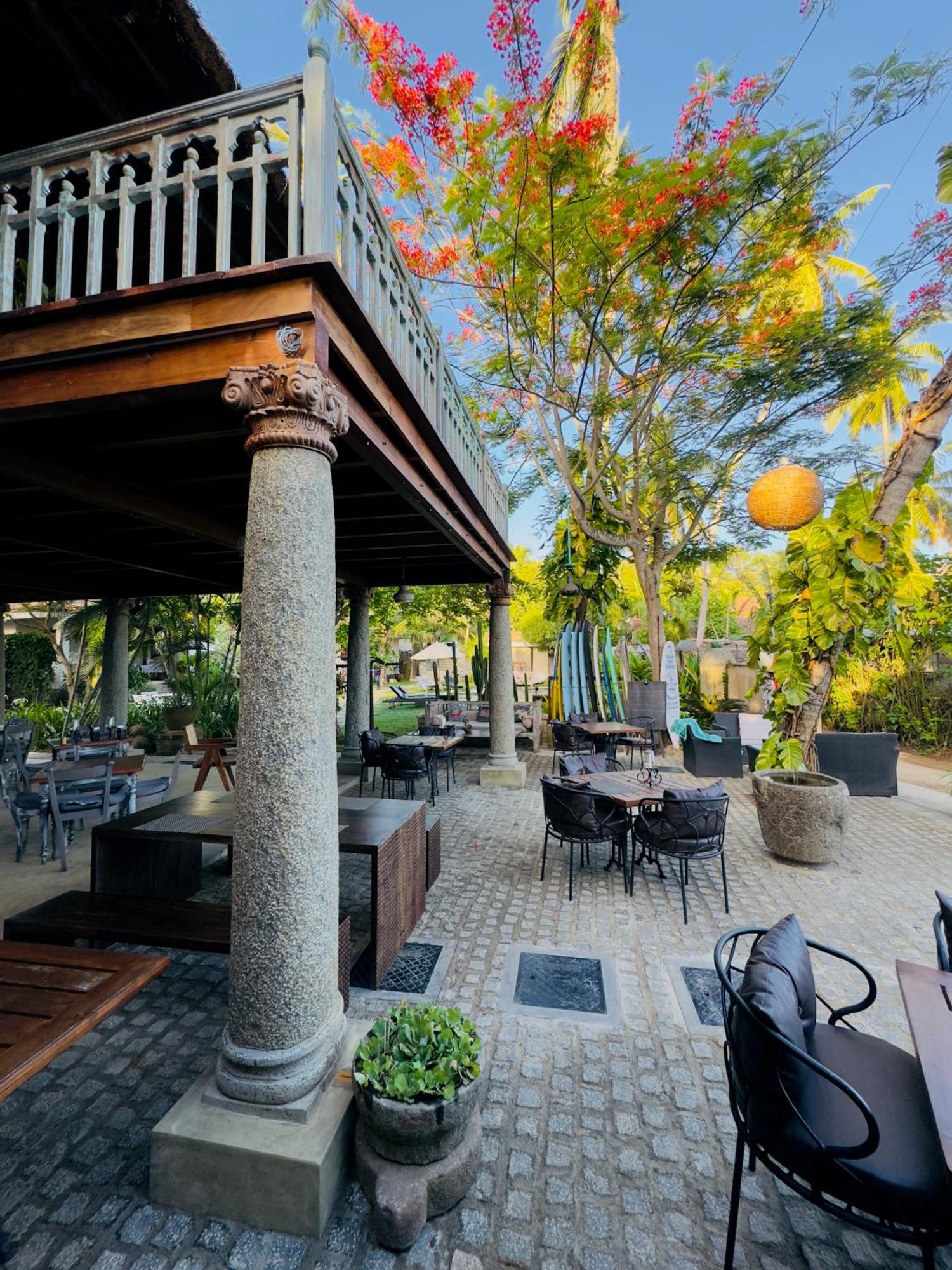 Aga Surf View Hotel Тангале Екстериор снимка