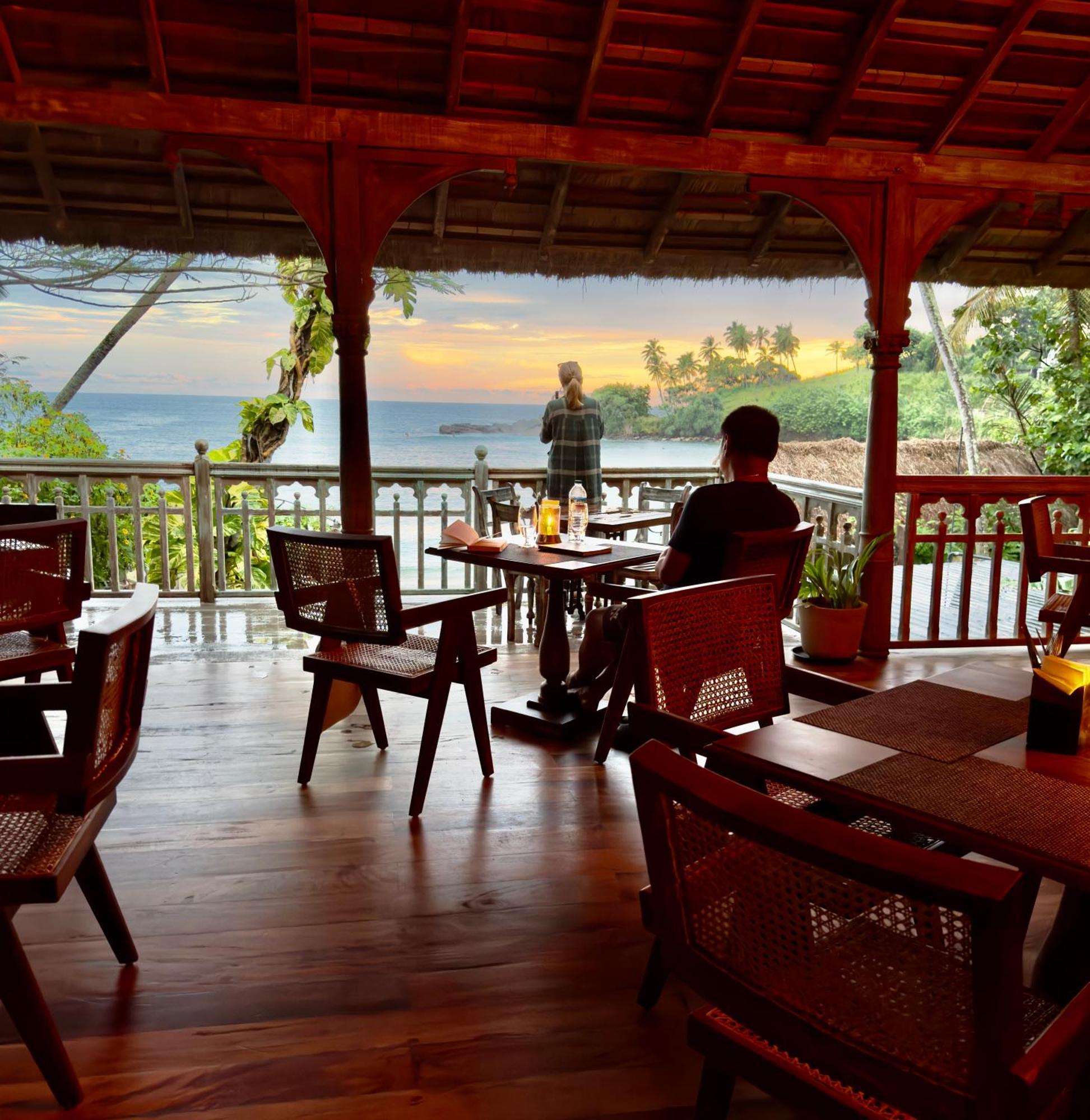 Aga Surf View Hotel Тангале Екстериор снимка