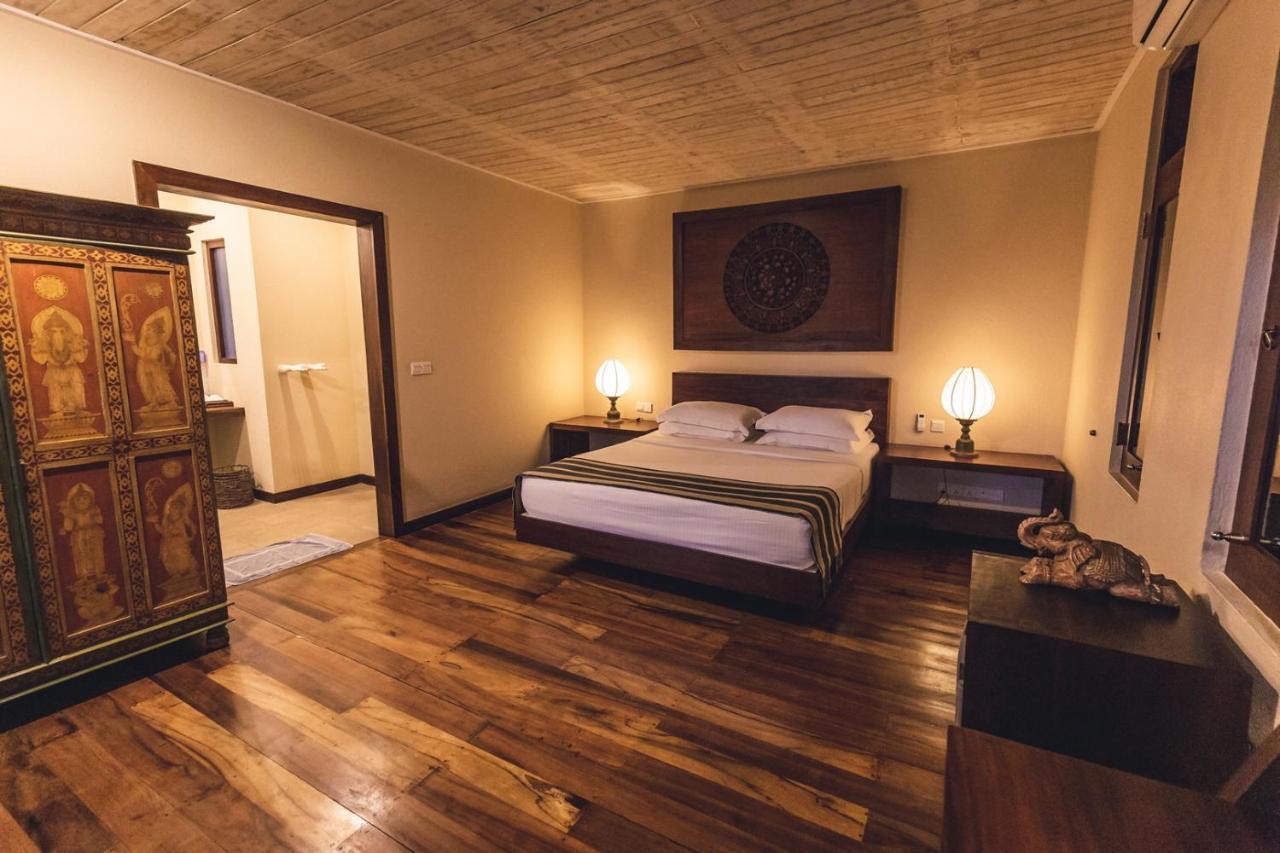 Aga Surf View Hotel Тангале Екстериор снимка